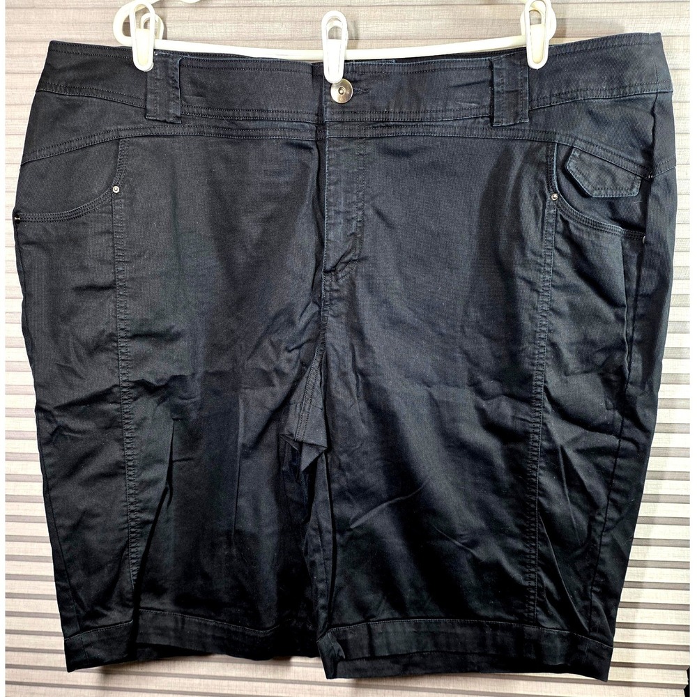 Lane‎ Bryant Venezia Bermuda Shorts Plus Size 26 Black Stretch Textured Near New